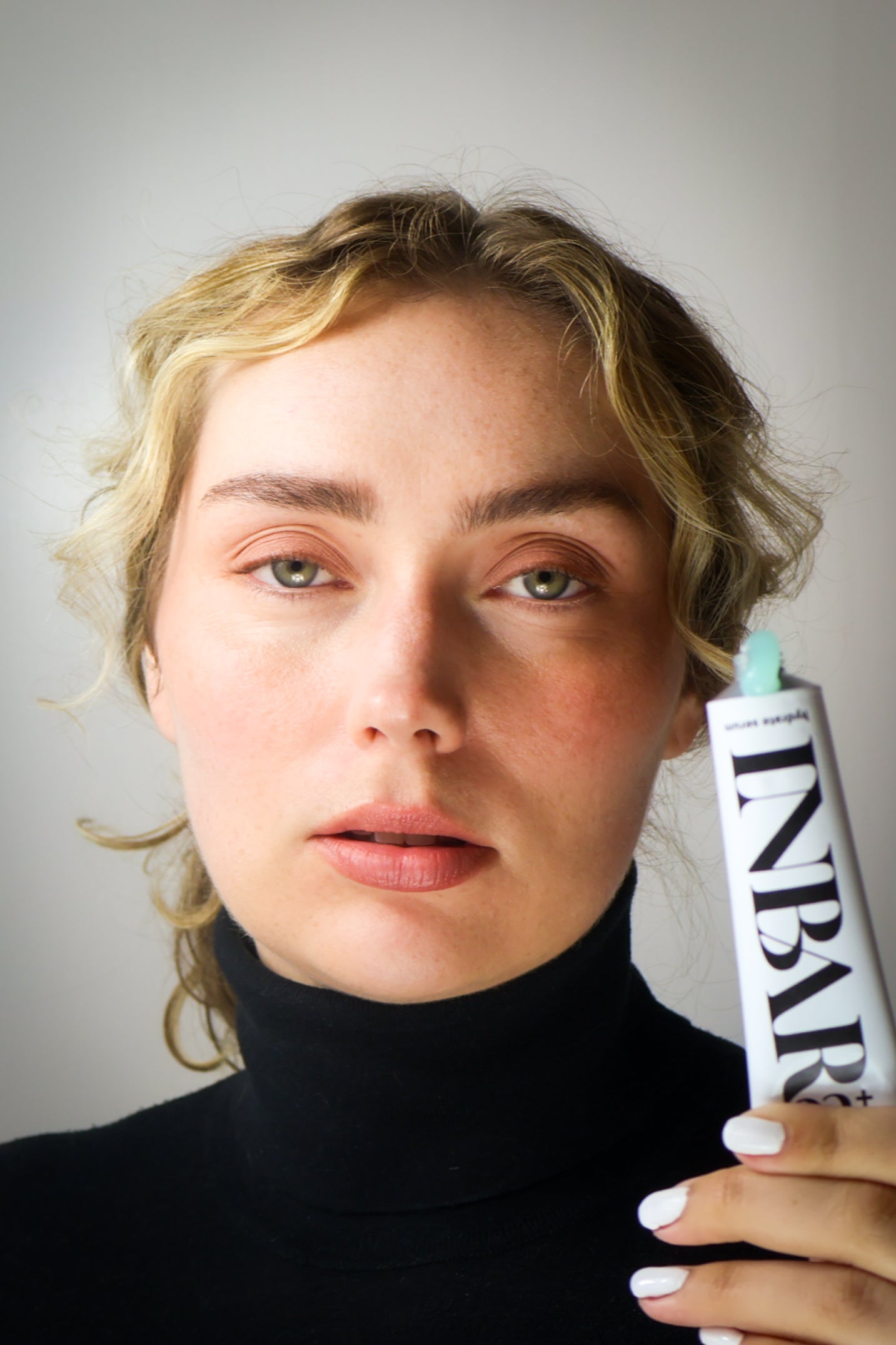 BARRIER SUPPORT + PROTECTION